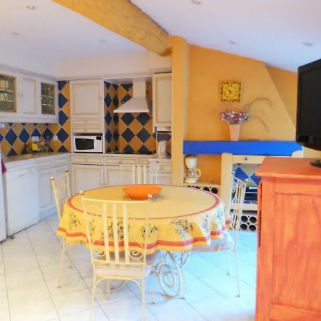 Faubourg - 6tour714 Apartamento